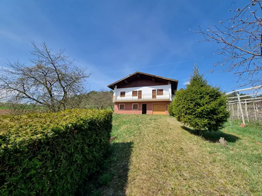 Immagine 1 di Casa indipendente in vendita  a Romeno