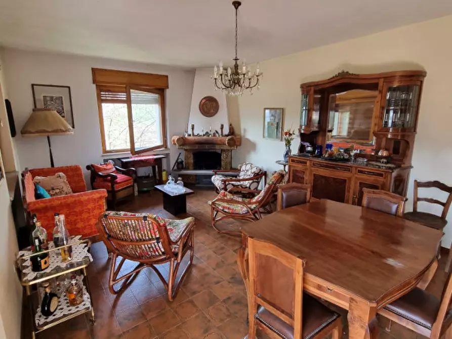 Immagine 12 di Casa indipendente in vendita  a Romeno