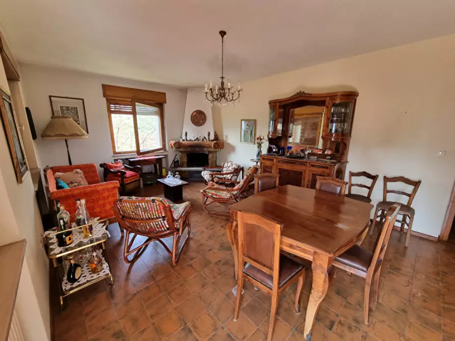 Immagine 13 di Casa indipendente in vendita  a Romeno