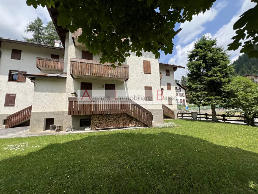 Immagine 25 di Appartamento in vendita  in VIA PECOL a Val Di Zoldo