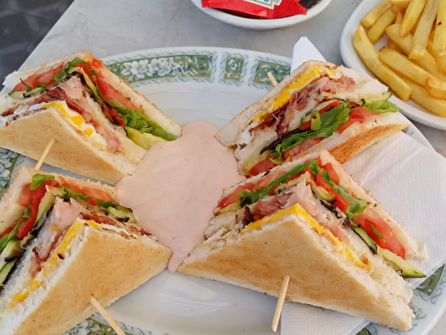 Immagine 7 di Attività commerciale in vendita  a Santa Maria Di Sala