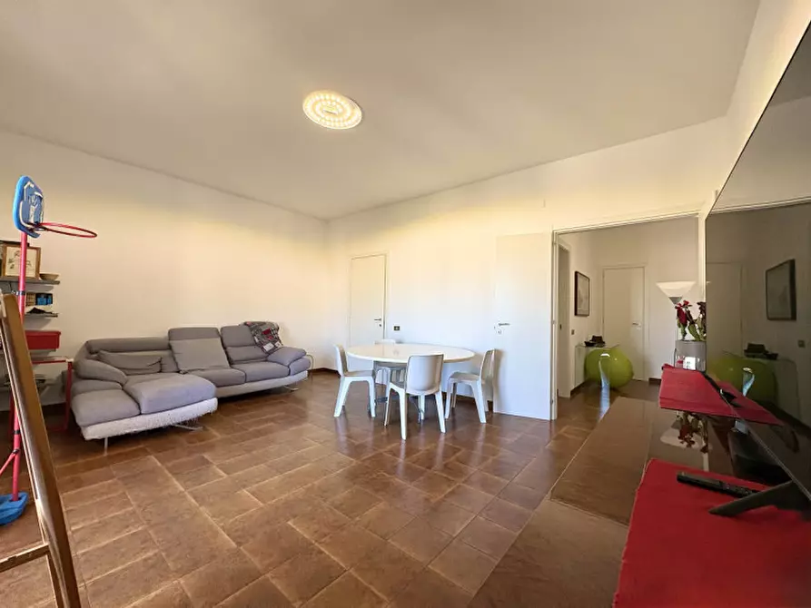 Immagine 6 di Appartamento in vendita  in Via E. A. Mario 8 a Lecce
