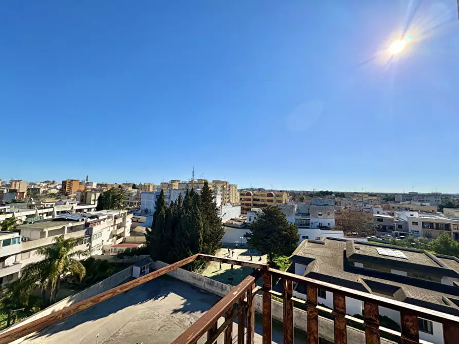 Immagine 17 di Appartamento in vendita  in Via E. A. Mario 8 a Lecce