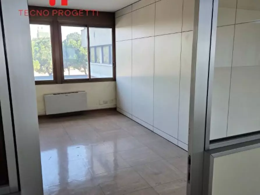 Immagine 5 di Ufficio in vendita  in Zona Industriale Est Padova a Padova