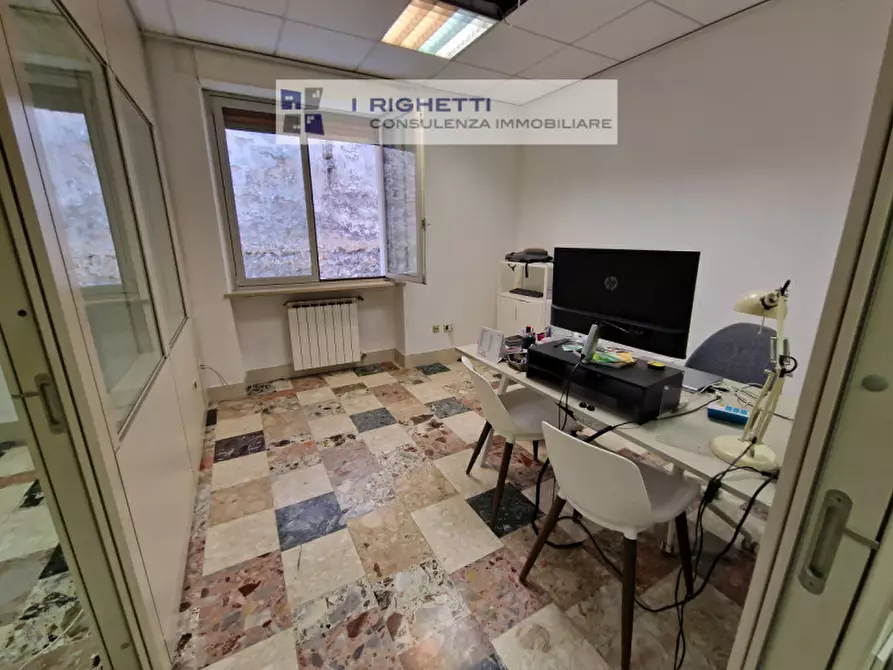 Immagine 25 di Ufficio in affitto  in Via Napoleone primo a Verona
