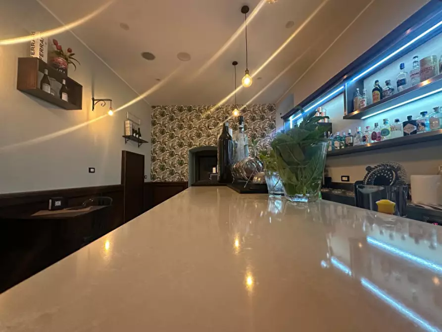 Immagine 6 di Negozio in vendita  in VIA PESCHERIA, SNC a Milazzo