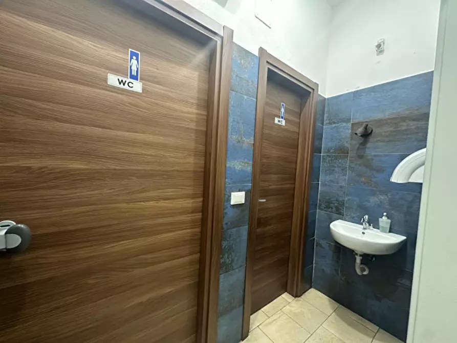 Immagine 20 di Negozio in vendita  in VIA PESCHERIA, SNC a Milazzo