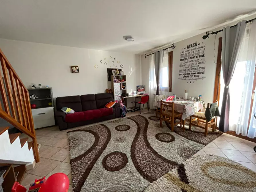 Immagine 1 di Appartamento in vendita  in Via Galileo Galilei a Rubano