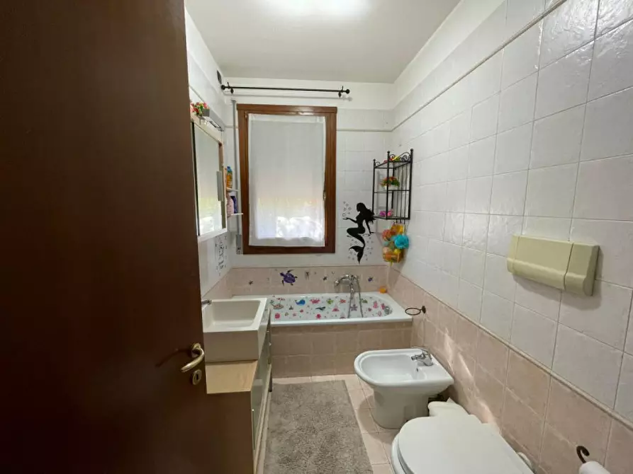 Immagine 13 di Appartamento in vendita  in Via Galileo Galilei a Rubano