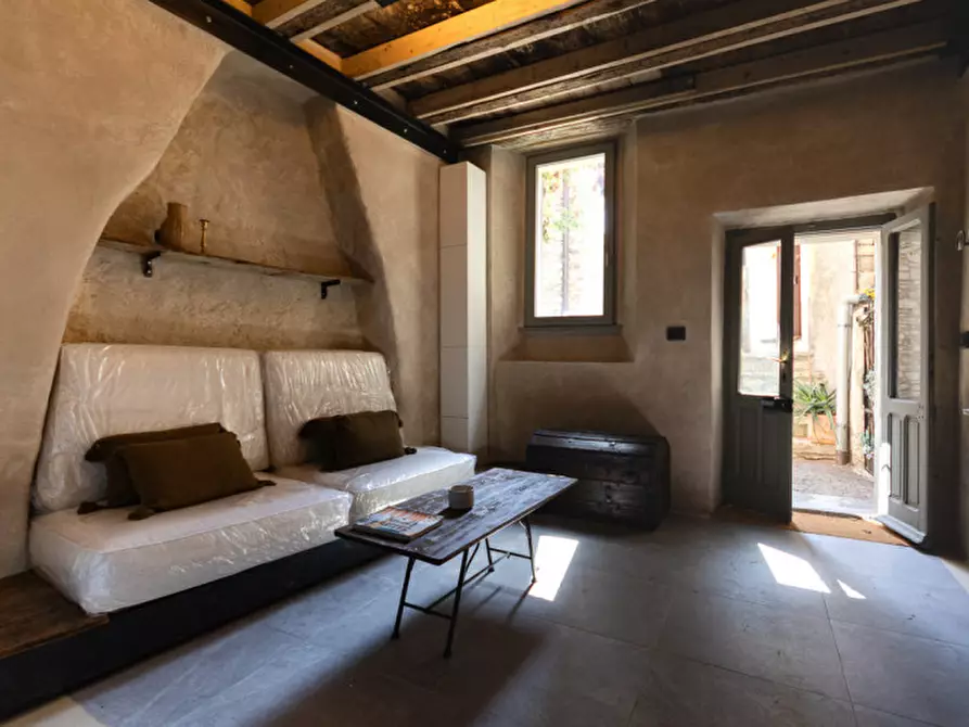Immagine 4 di Casa indipendente in vendita  in Via Tridi 215 a Torno