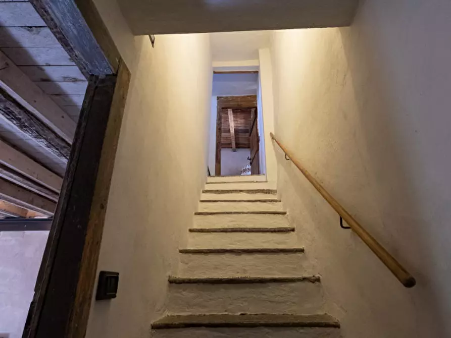 Immagine 13 di Casa indipendente in vendita  in Via Tridi 215 a Torno