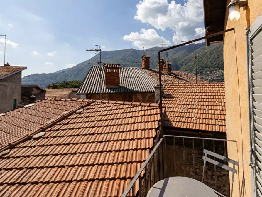 Immagine 33 di Casa indipendente in vendita  in Via Tridi 215 a Torno