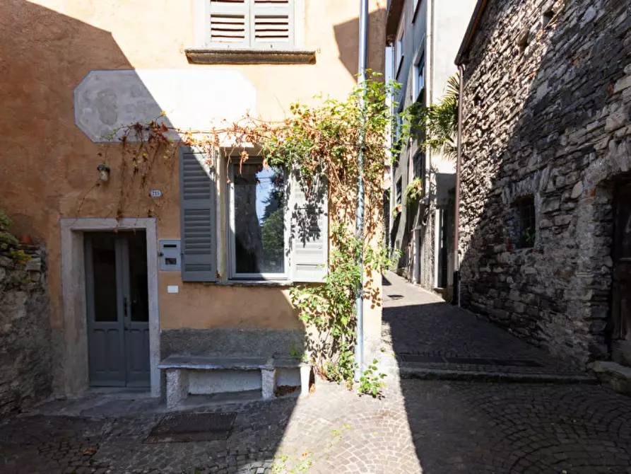 Immagine 42 di Casa indipendente in vendita  in Via Tridi 215 a Torno