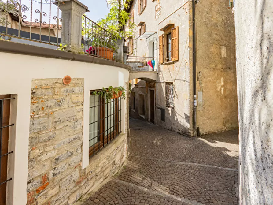 Immagine 44 di Casa indipendente in vendita  in Via Tridi 215 a Torno