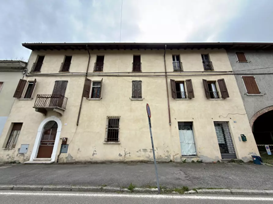 Immagine 1 di Casa indipendente in vendita  in Via San Marco 81 a Lonato del Garda