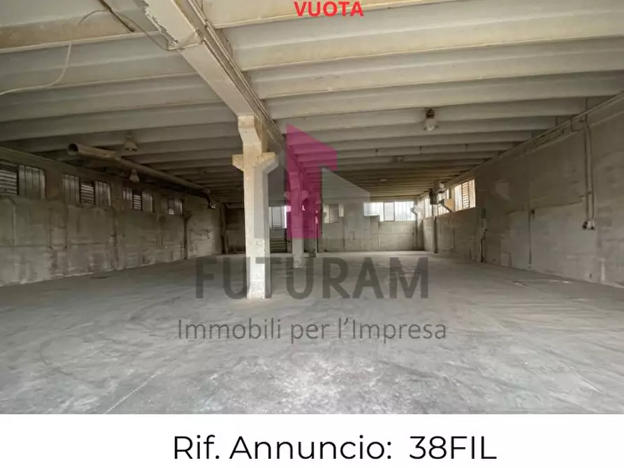 Immagine 1 di Capannone industriale in vendita  a Valdagno