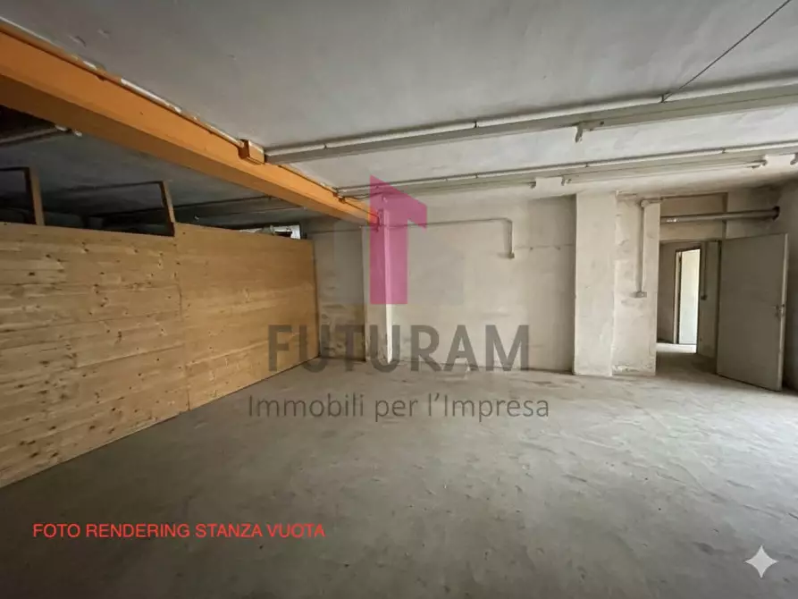 Immagine 8 di Capannone industriale in vendita  a Valdagno