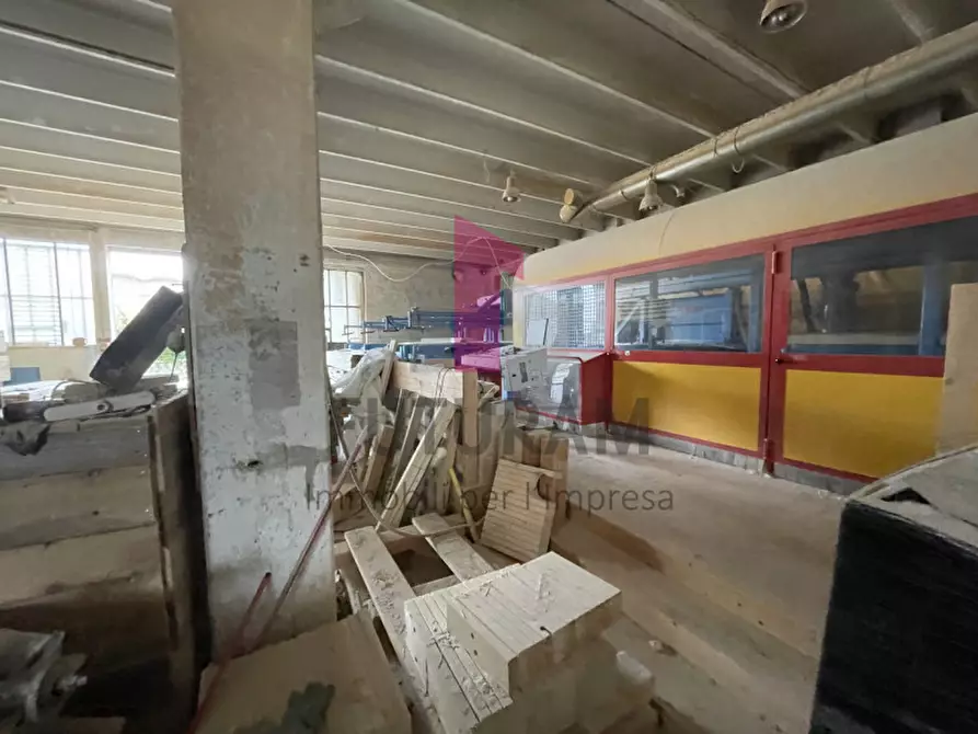 Immagine 19 di Capannone industriale in vendita  a Valdagno