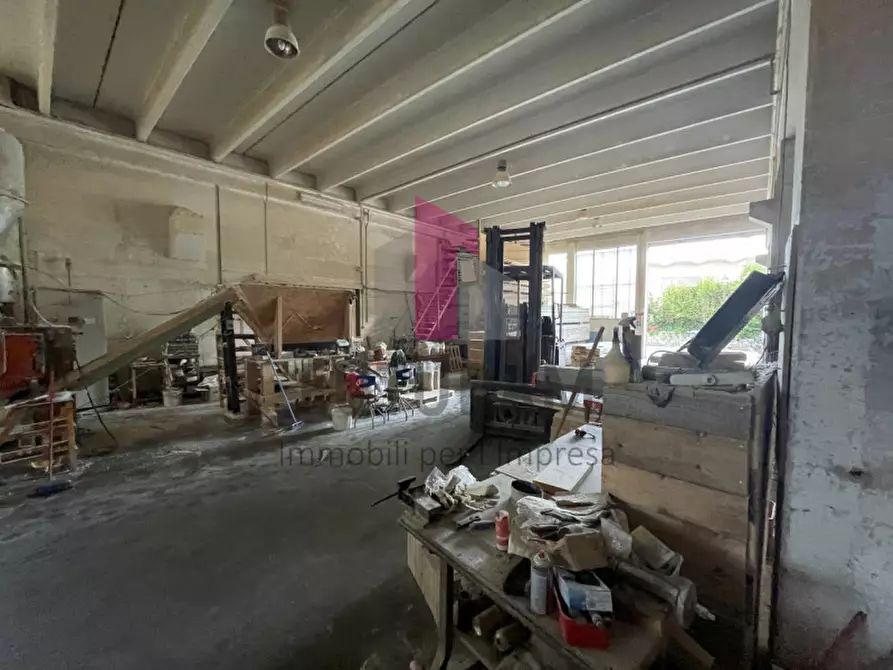 Immagine 20 di Capannone industriale in vendita  a Valdagno
