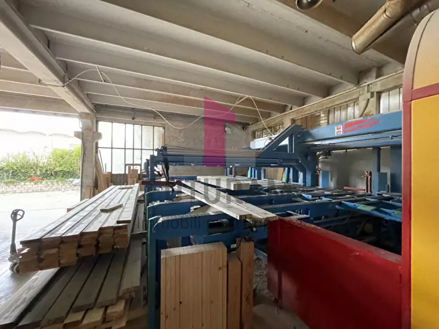 Immagine 22 di Capannone industriale in vendita  a Valdagno