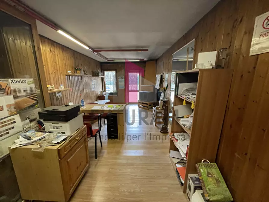 Immagine 28 di Capannone industriale in vendita  a Valdagno