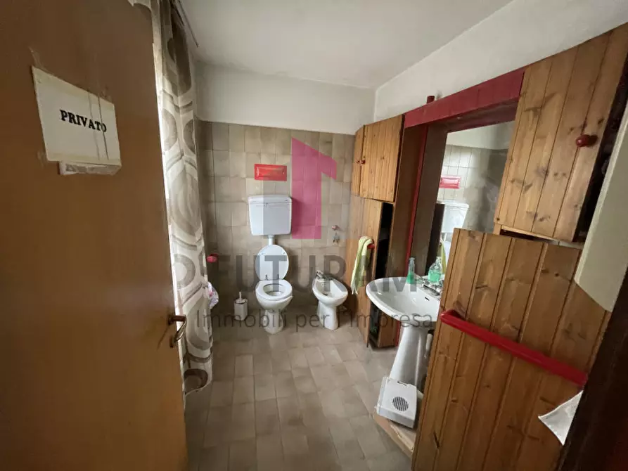 Immagine 35 di Capannone industriale in vendita  a Valdagno