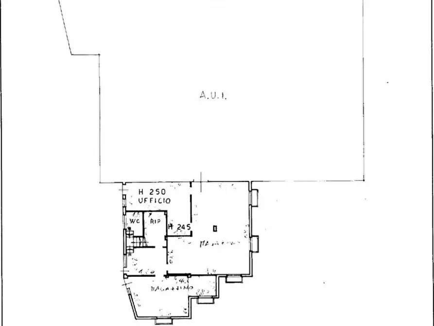 Immagine 37 di Capannone industriale in vendita  a Valdagno