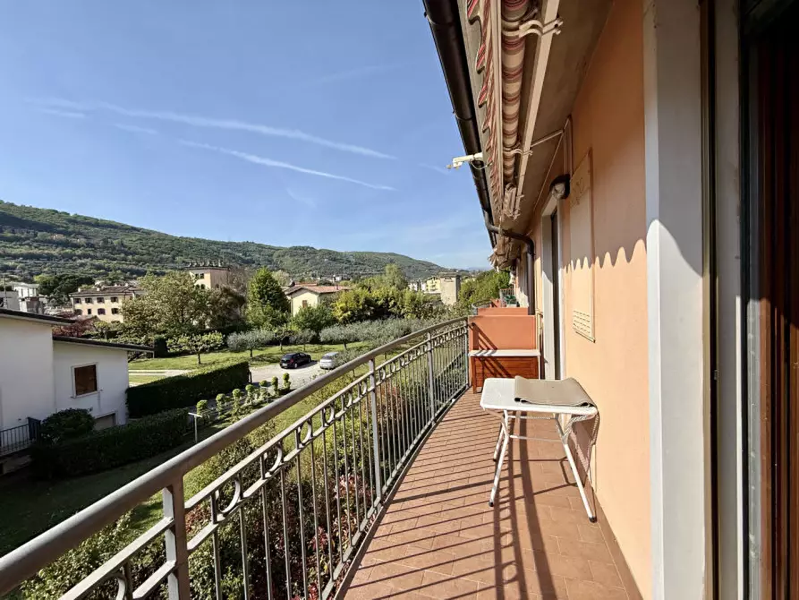Immagine 2 di Appartamento in vendita  in via Valpantena 80 G a Verona