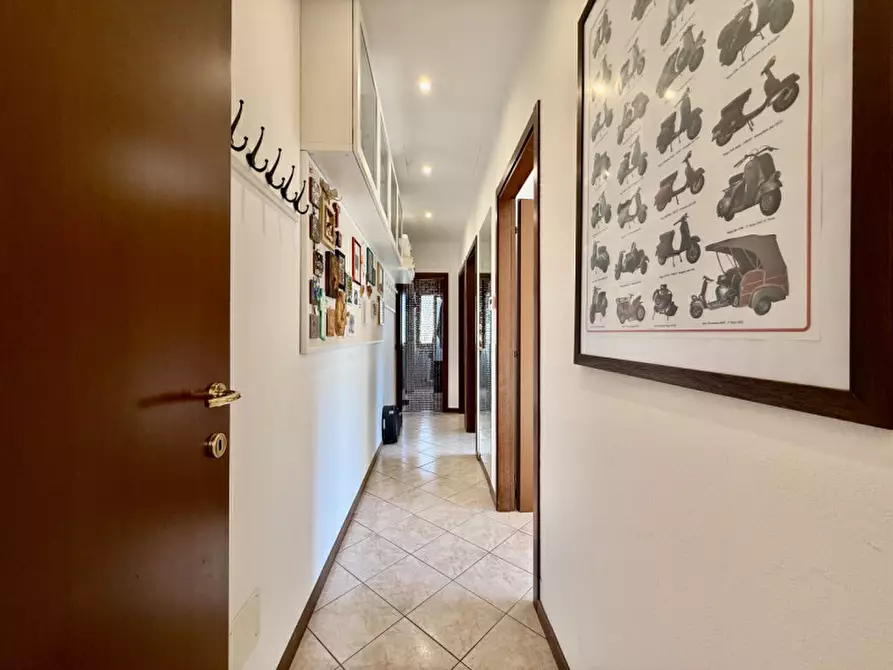 Immagine 21 di Appartamento in vendita  in via Valpantena 80 G a Verona
