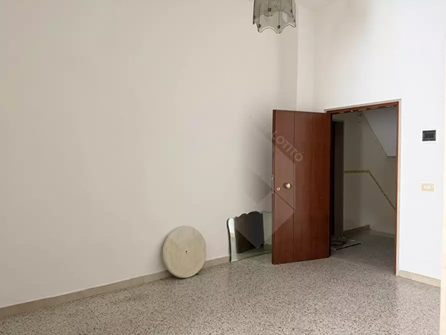 Immagine 4 di Appartamento in vendita  in Via Sant'Angelo Dei Ricchi 105 a Andria