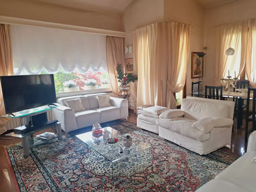 Immagine 1 di Villa in vendita  in Via San Giorgio a Castelfranco Veneto
