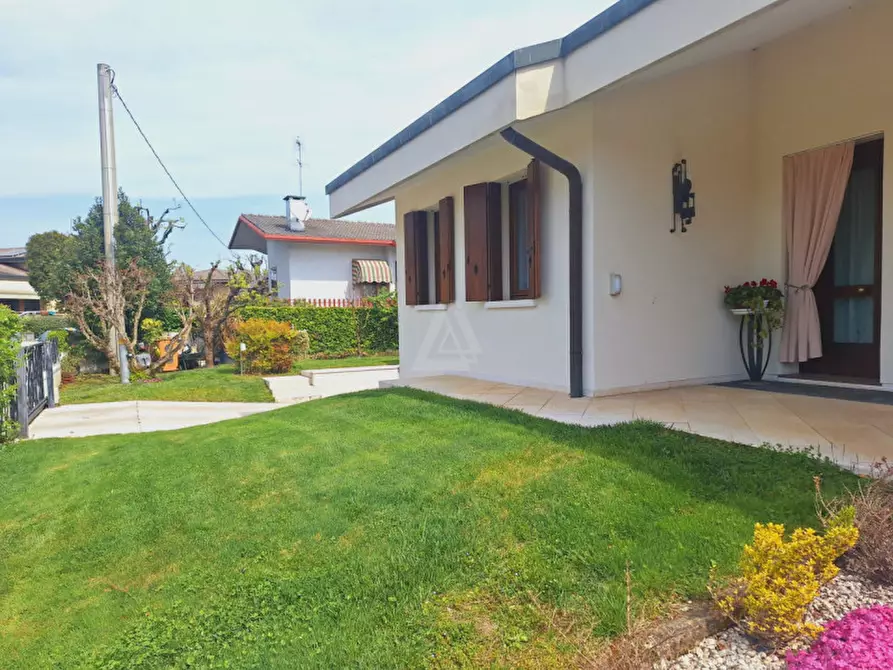 Immagine 18 di Villa in vendita  in Via San Giorgio a Castelfranco Veneto