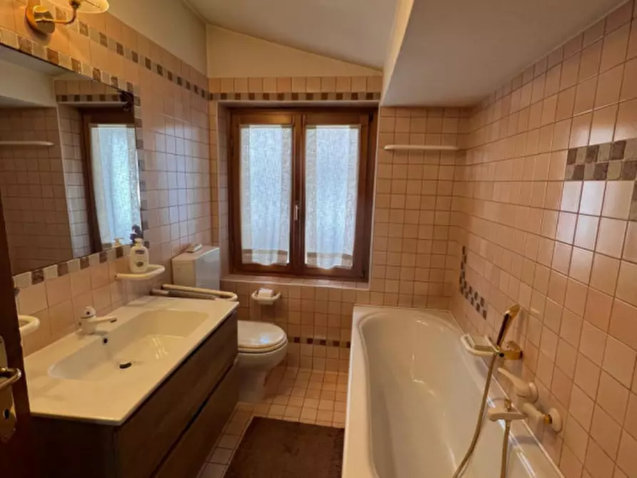 Immagine 1 di Appartamento in vendita  in Via Dante Alighieri a Santo Stefano Di Cadore