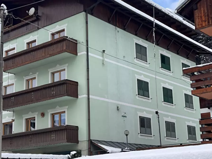 Immagine 12 di Appartamento in vendita  in Via Dante Alighieri a Santo Stefano Di Cadore