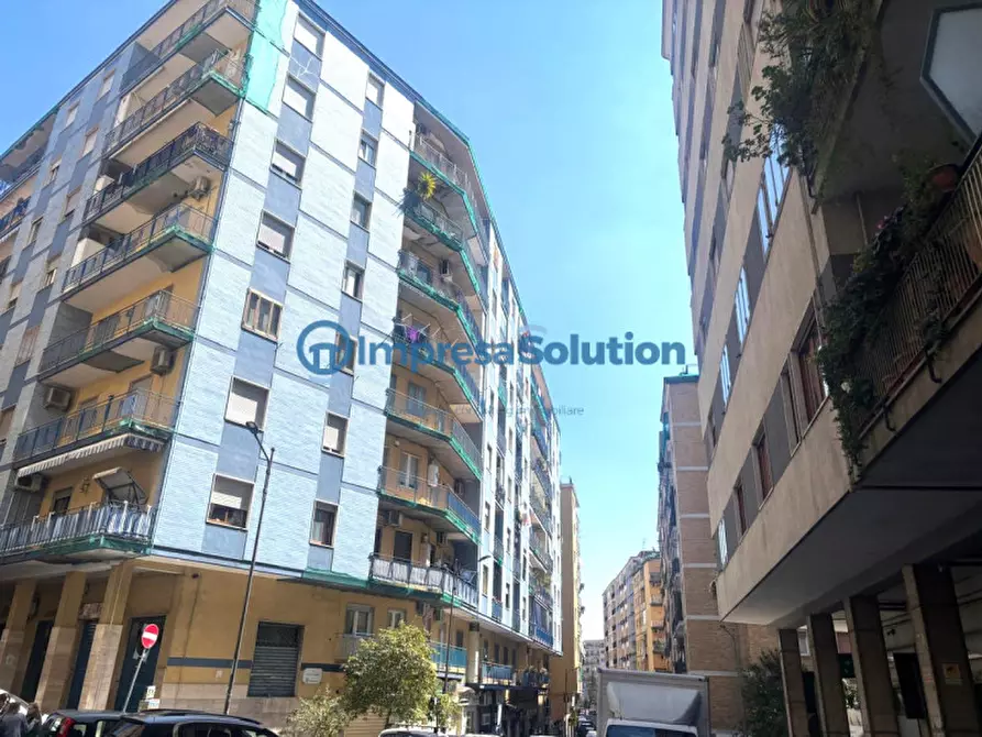 Immagine 5 di Negozio in affitto  in Via Giovanni Miranda a Napoli