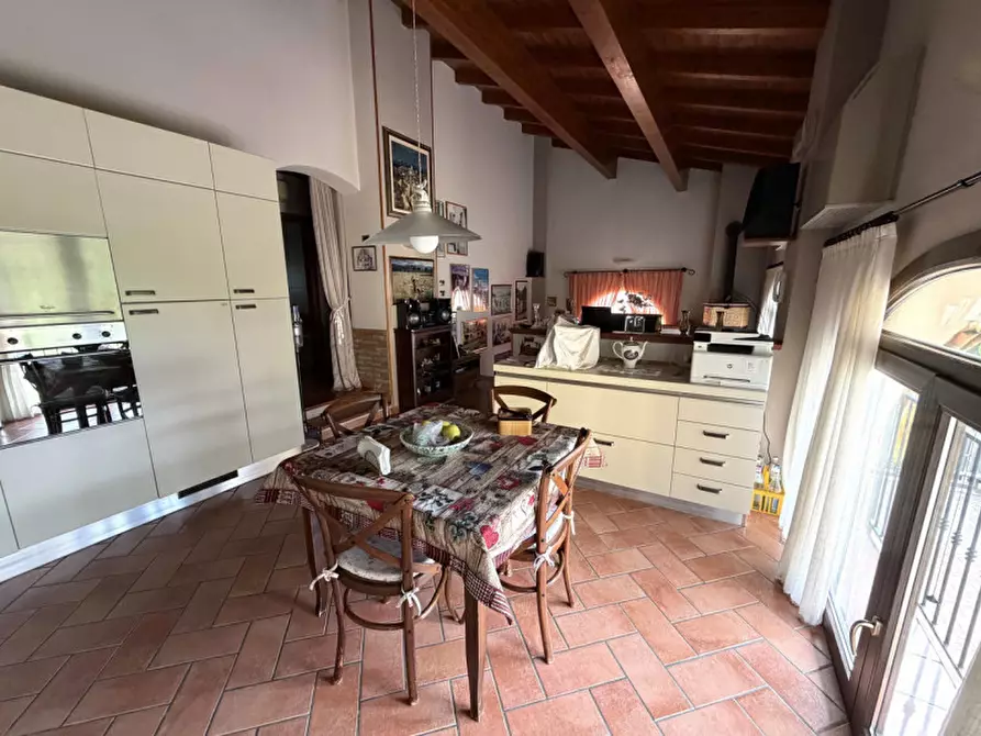 Immagine 8 di Rustico / casale in vendita  a Suzzara