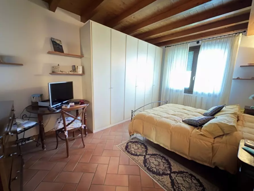 Immagine 11 di Rustico / casale in vendita  a Suzzara