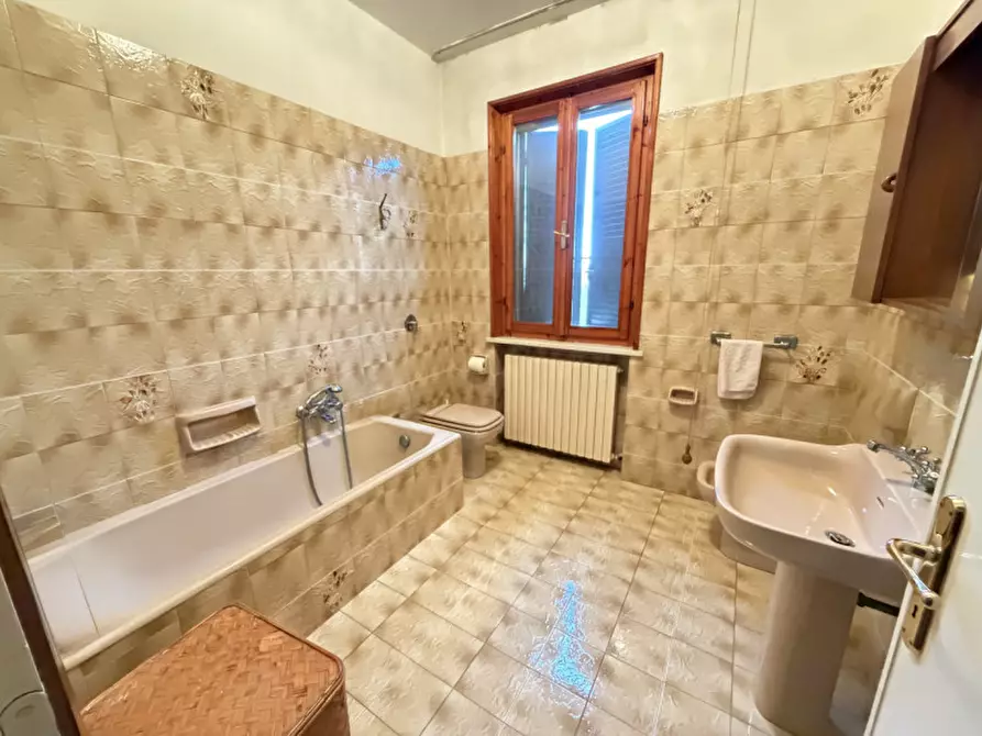Immagine 29 di Rustico / casale in vendita  a Suzzara