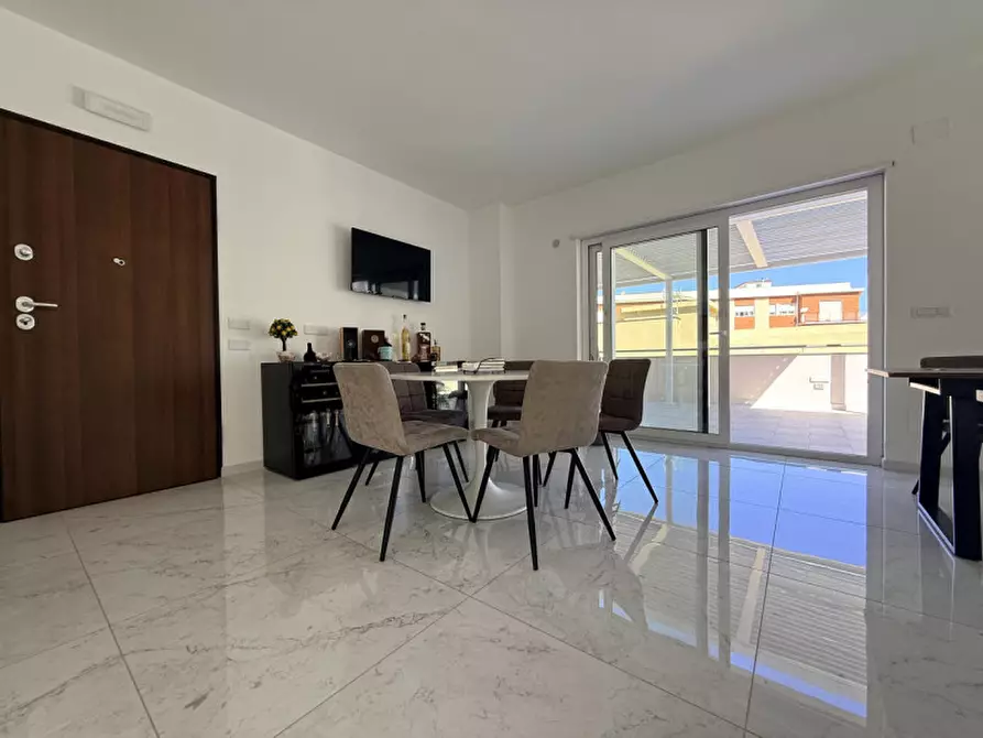 Immagine 3 di Attico in vendita  in VIA TENENTE SIRO BRIGIANO,44 a Milazzo