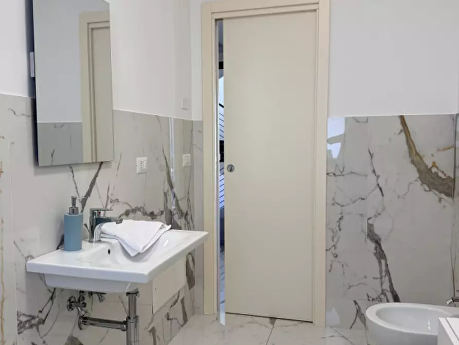 Immagine 14 di Attico in vendita  in VIA TENENTE SIRO BRIGIANO,44 a Milazzo