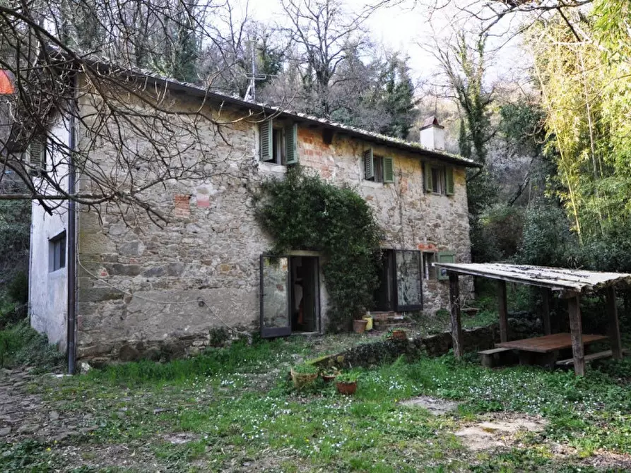Immagine 2 di Rustico / casale in vendita  in via di Montaio a Cavriglia