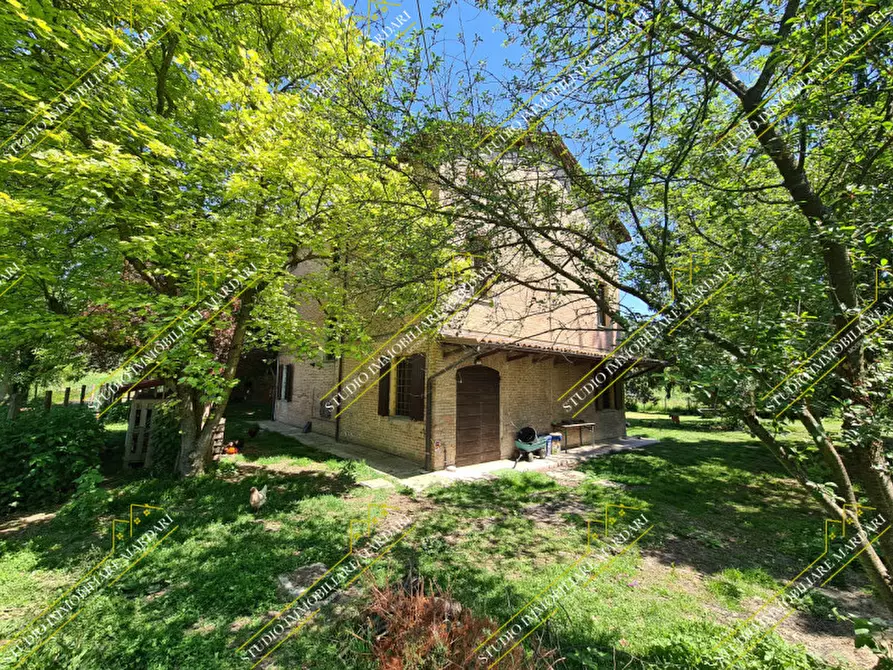 Immagine 2 di Villa in vendita  in Strada Grande 325 a Modena