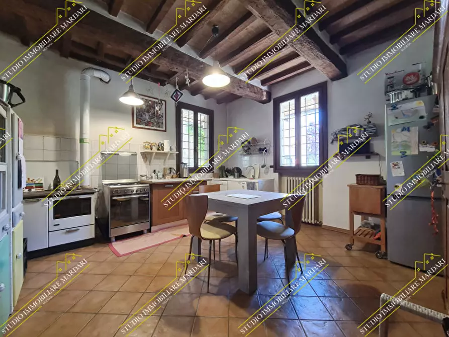 Immagine 8 di Villa in vendita  in Strada Grande 325 a Modena