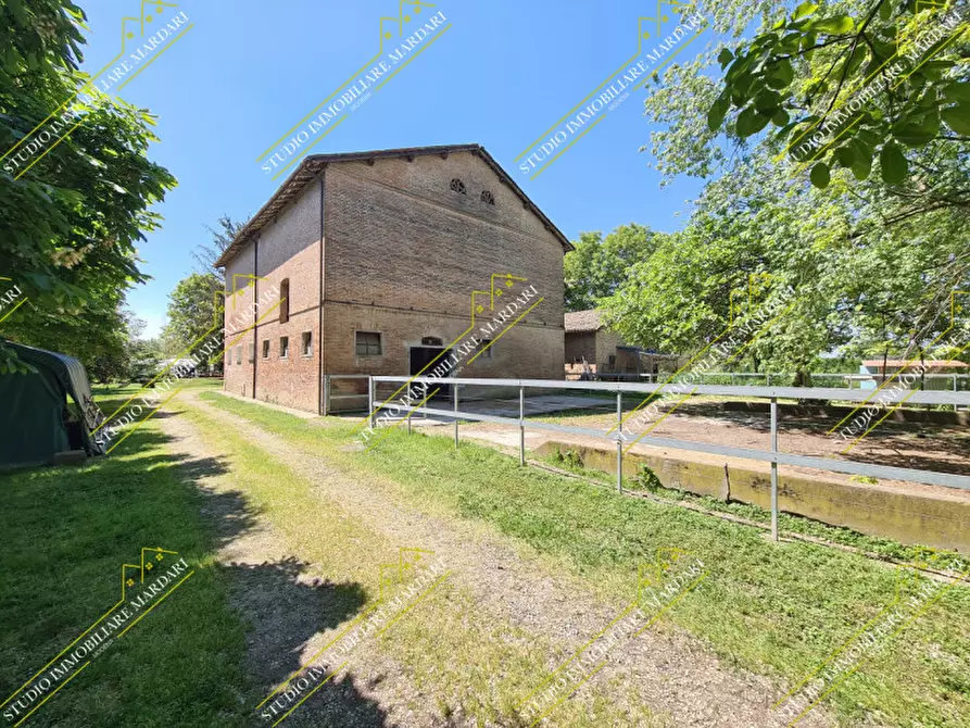 Immagine 31 di Villa in vendita  in Strada Grande 325 a Modena