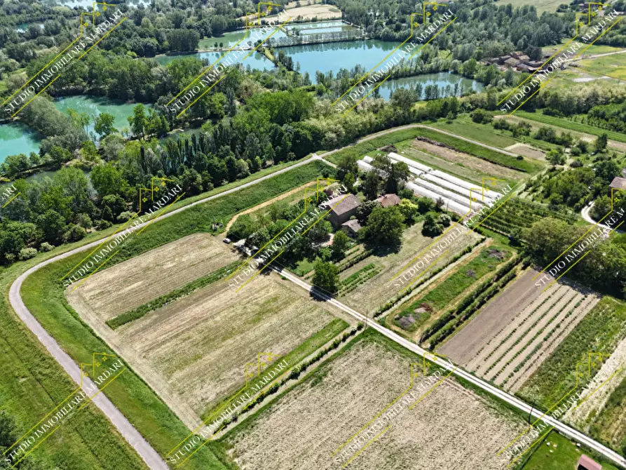 Immagine 36 di Villa in vendita  in Strada Grande 325 a Modena