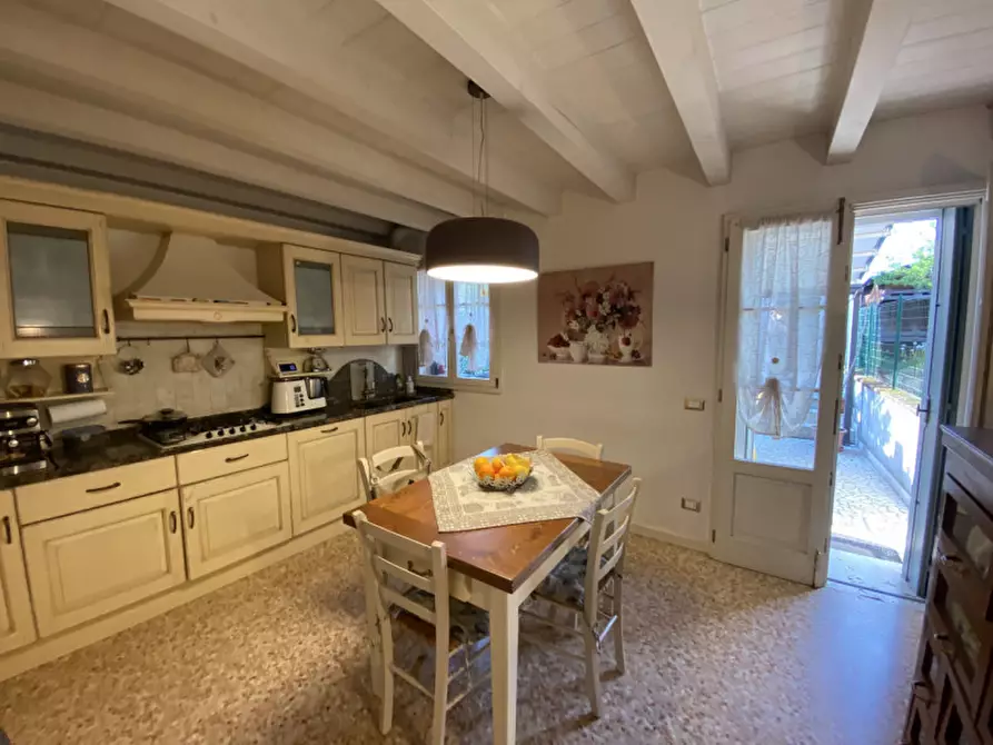 Immagine 5 di Villetta a schiera in vendita  in Via Cantarana a Caldogno