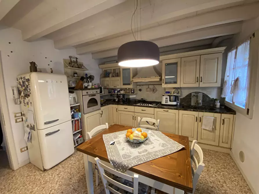 Immagine 9 di Villetta a schiera in vendita  in Via Cantarana a Caldogno