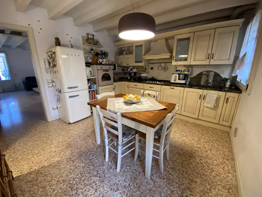 Immagine 15 di Villetta a schiera in vendita  in Via Cantarana a Caldogno