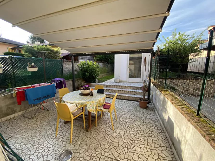 Immagine 29 di Villetta a schiera in vendita  in Via Cantarana a Caldogno