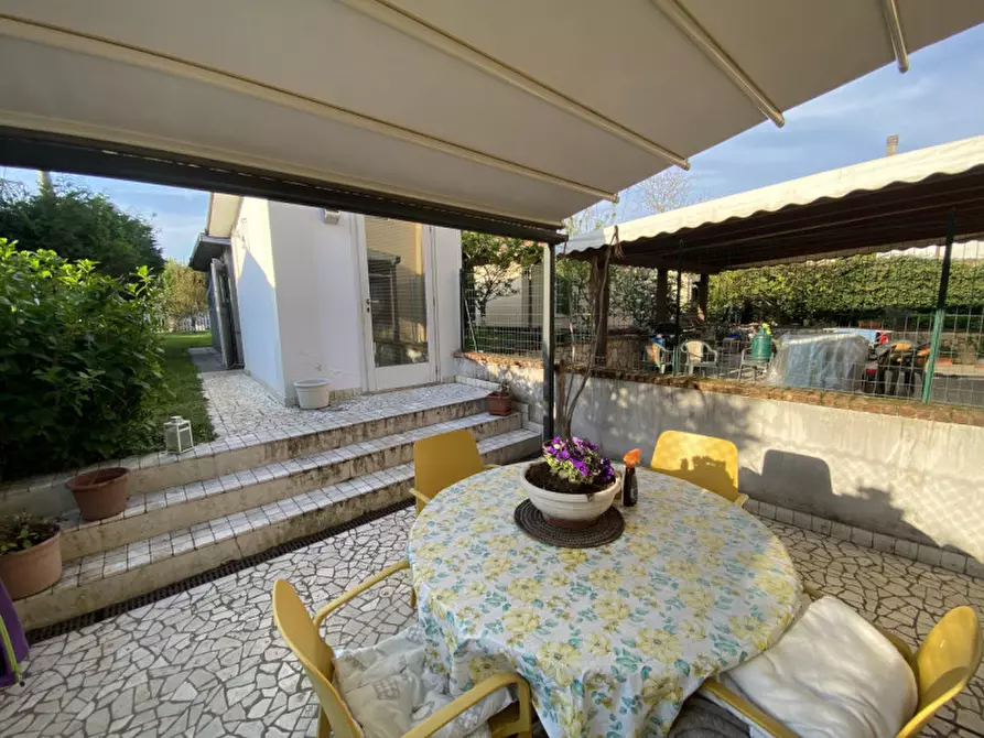 Immagine 35 di Villetta a schiera in vendita  in Via Cantarana a Caldogno